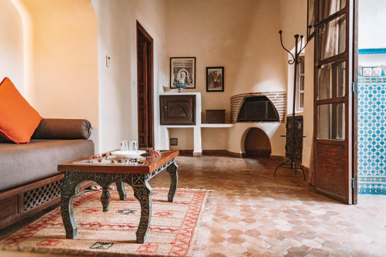 Equity Point Marrakech Hostel มาร์ราเกช ภายนอก รูปภาพ