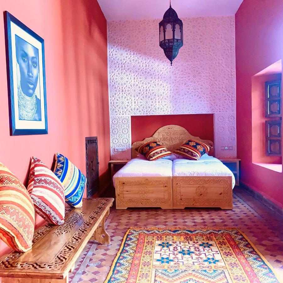 Equity Point Marrakech Hostel มาร์ราเกช ภายนอก รูปภาพ