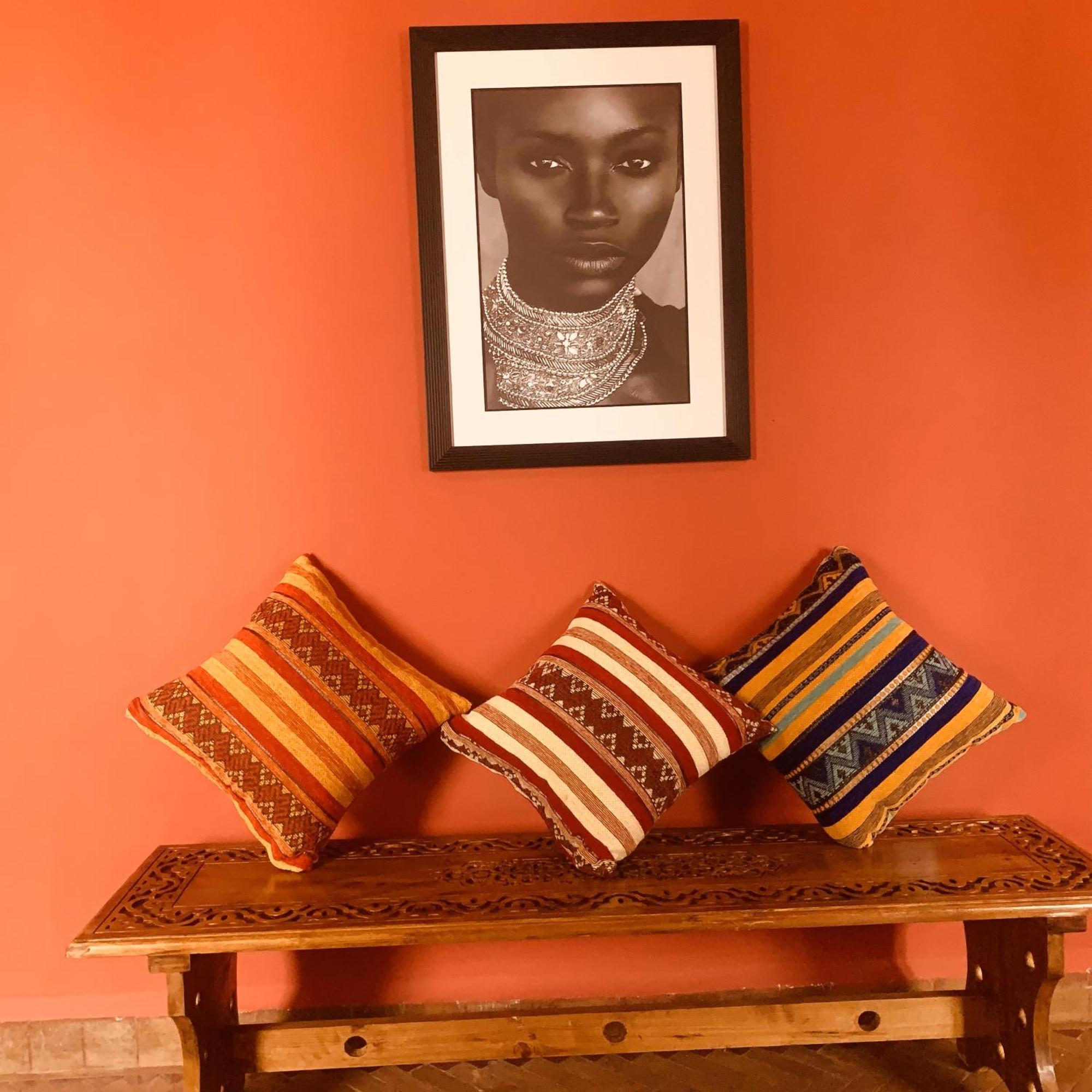 Equity Point Marrakech Hostel มาร์ราเกช ภายนอก รูปภาพ