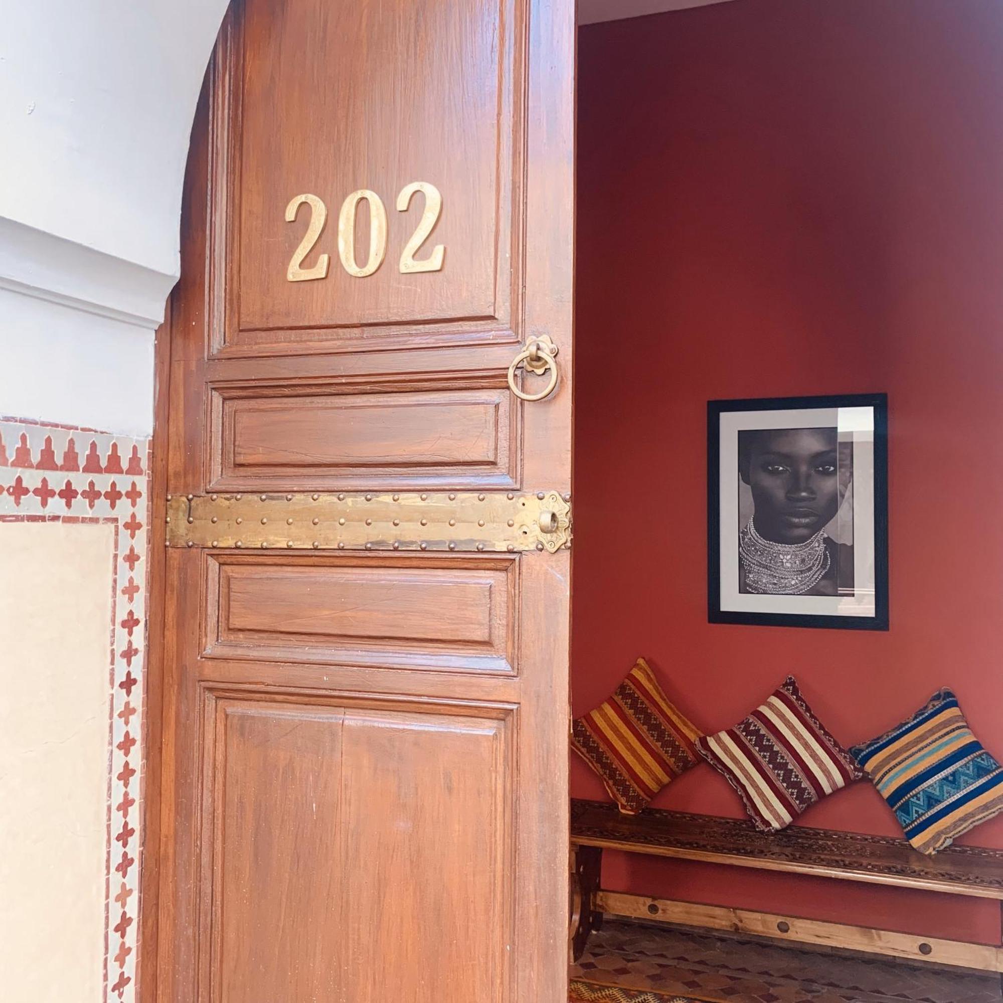 Equity Point Marrakech Hostel มาร์ราเกช ภายนอก รูปภาพ