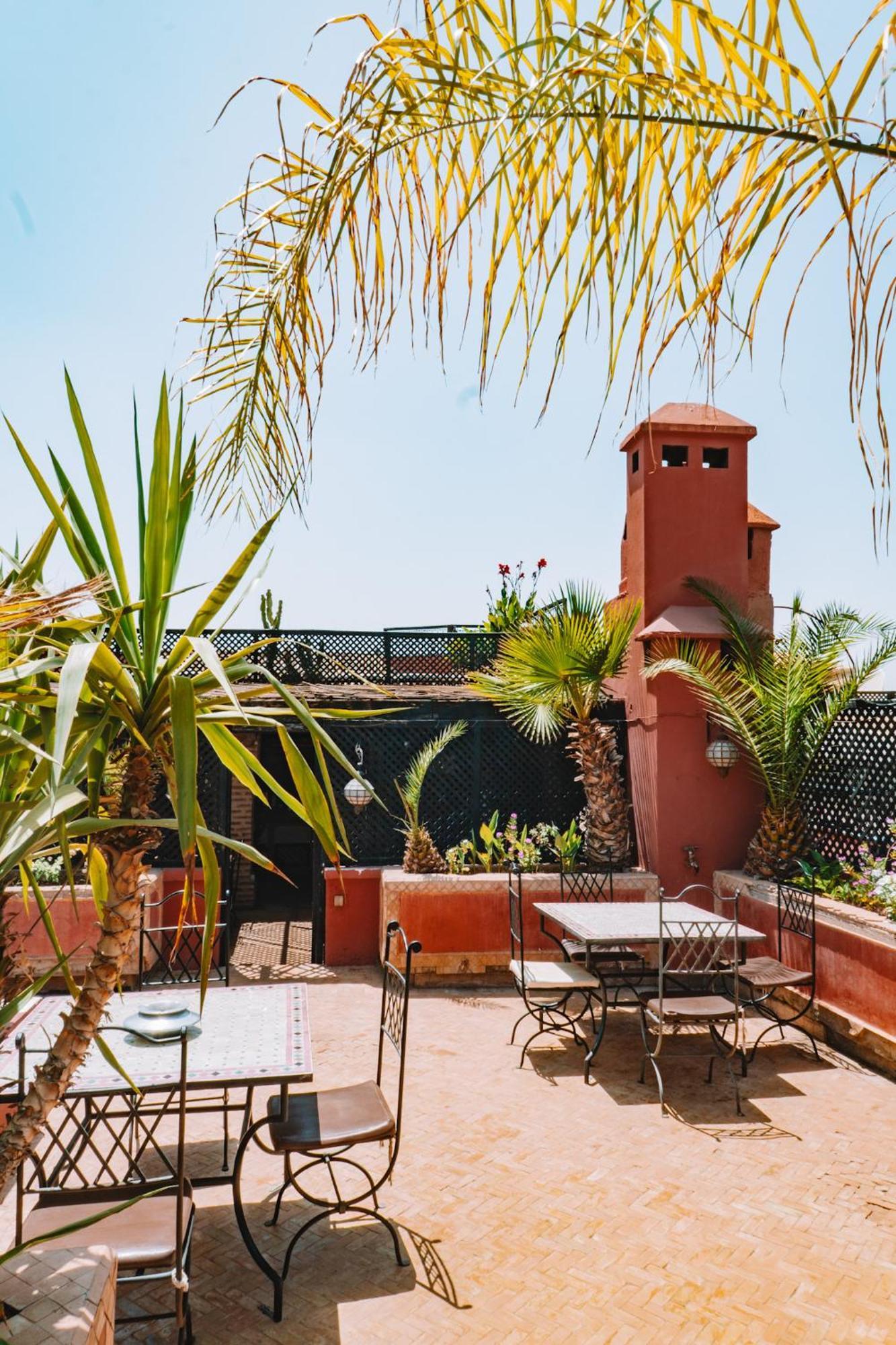 Equity Point Marrakech Hostel มาร์ราเกช ภายนอก รูปภาพ