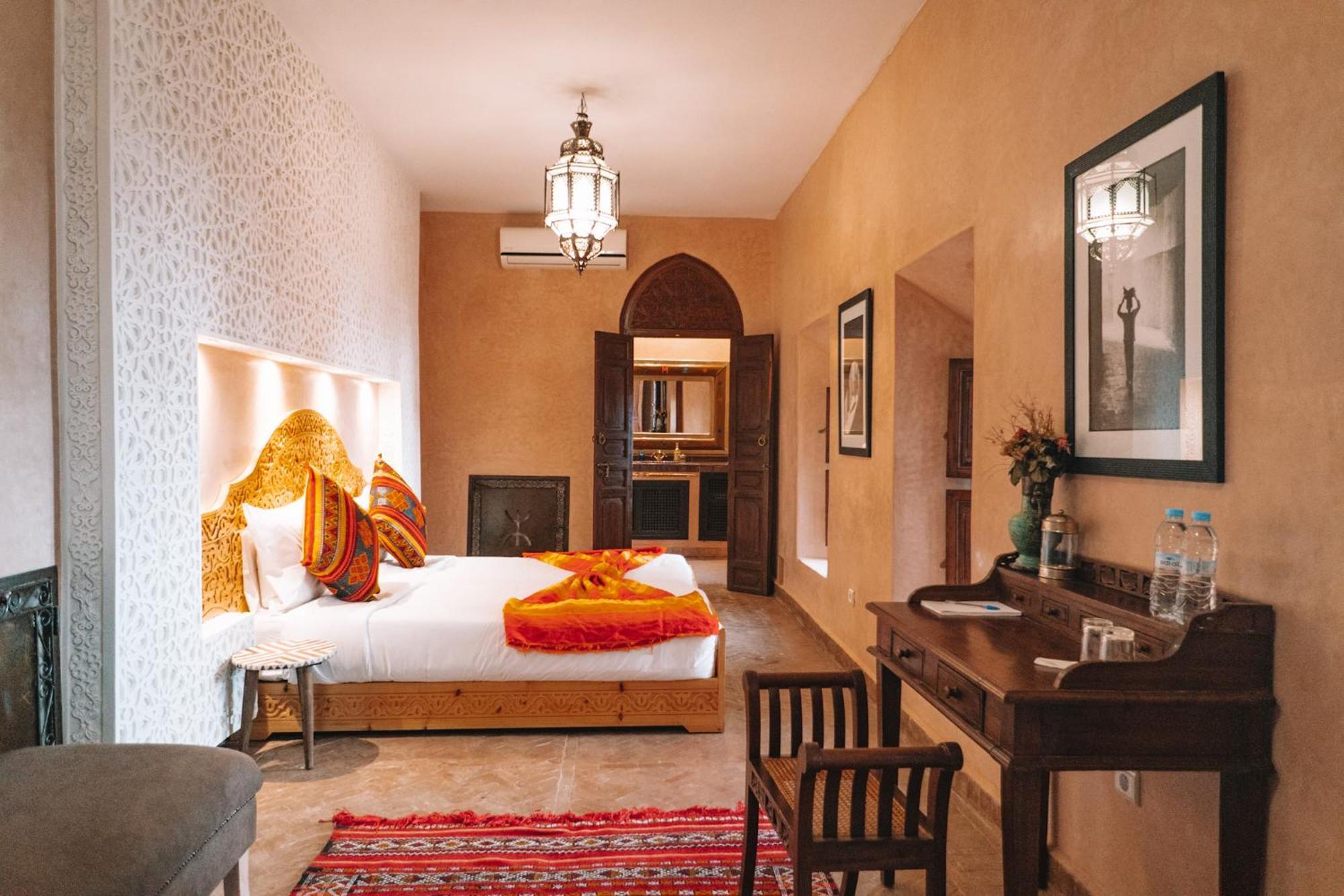 Equity Point Marrakech Hostel มาร์ราเกช ภายนอก รูปภาพ