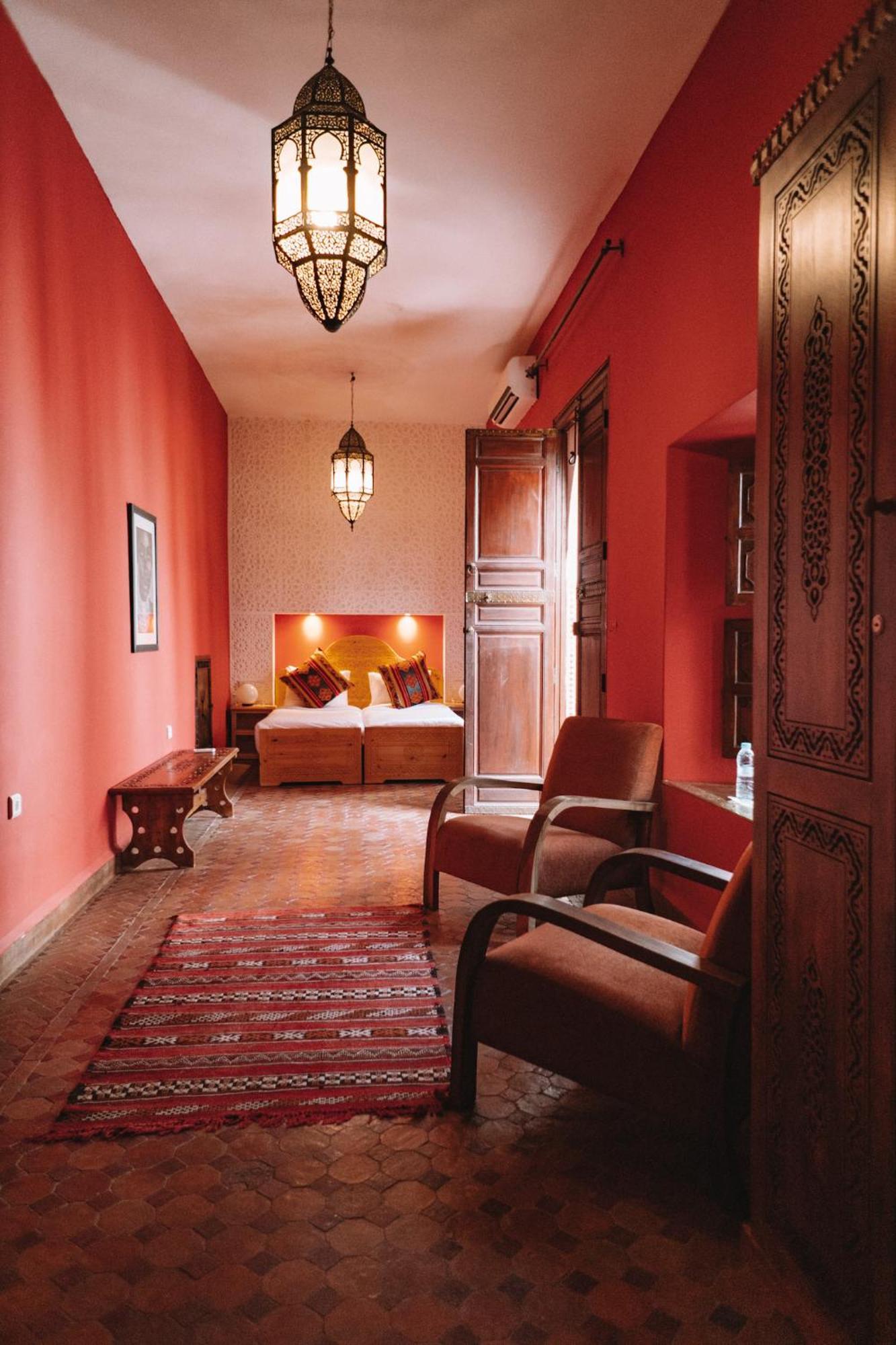 Equity Point Marrakech Hostel มาร์ราเกช ภายนอก รูปภาพ